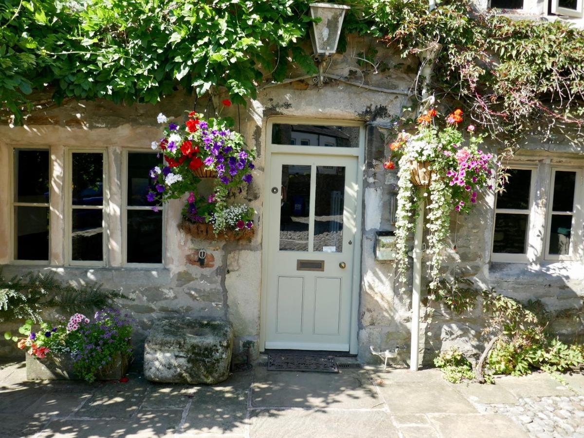 Отель Ashfield House Грассингтон Экстерьер фото The Old Post Office, Tetbury